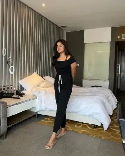 Call Girls Vinukonda Cash On Delivery